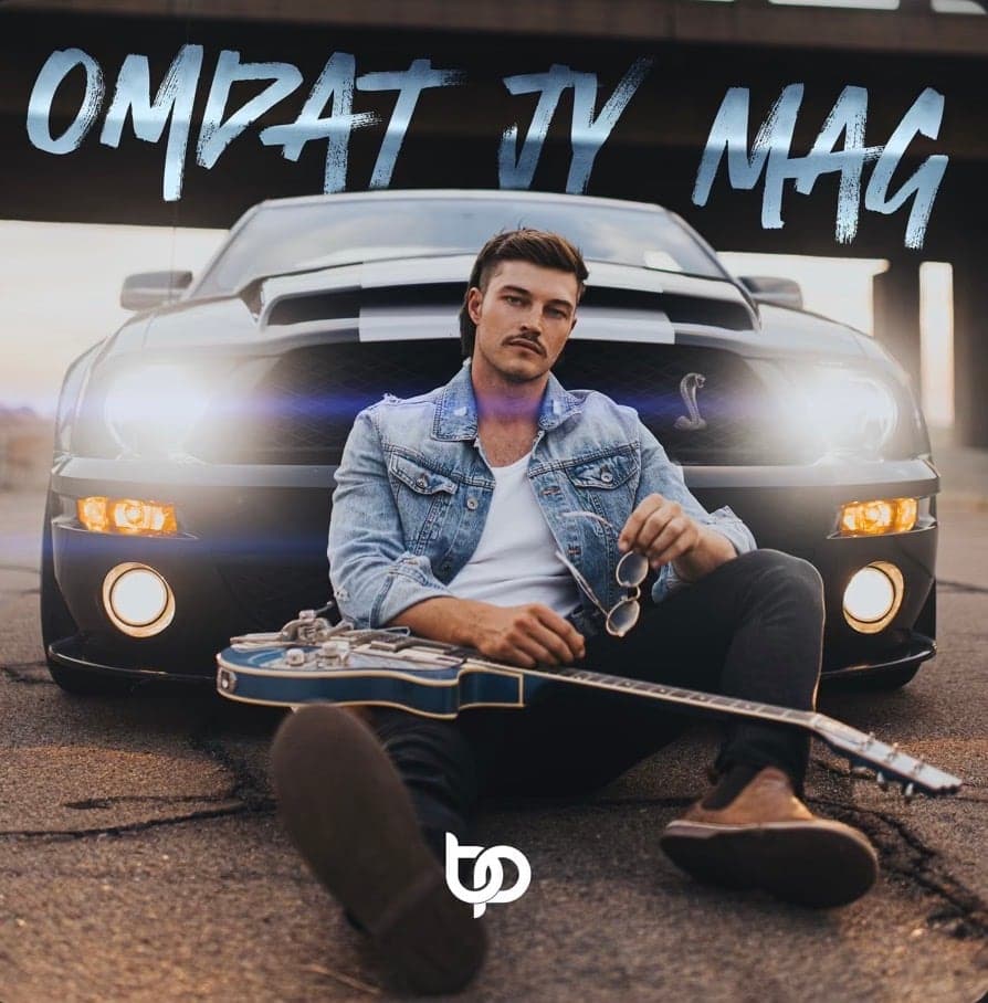Omdat Jy Mag single cover, the artist on the bonnet of a muscle car