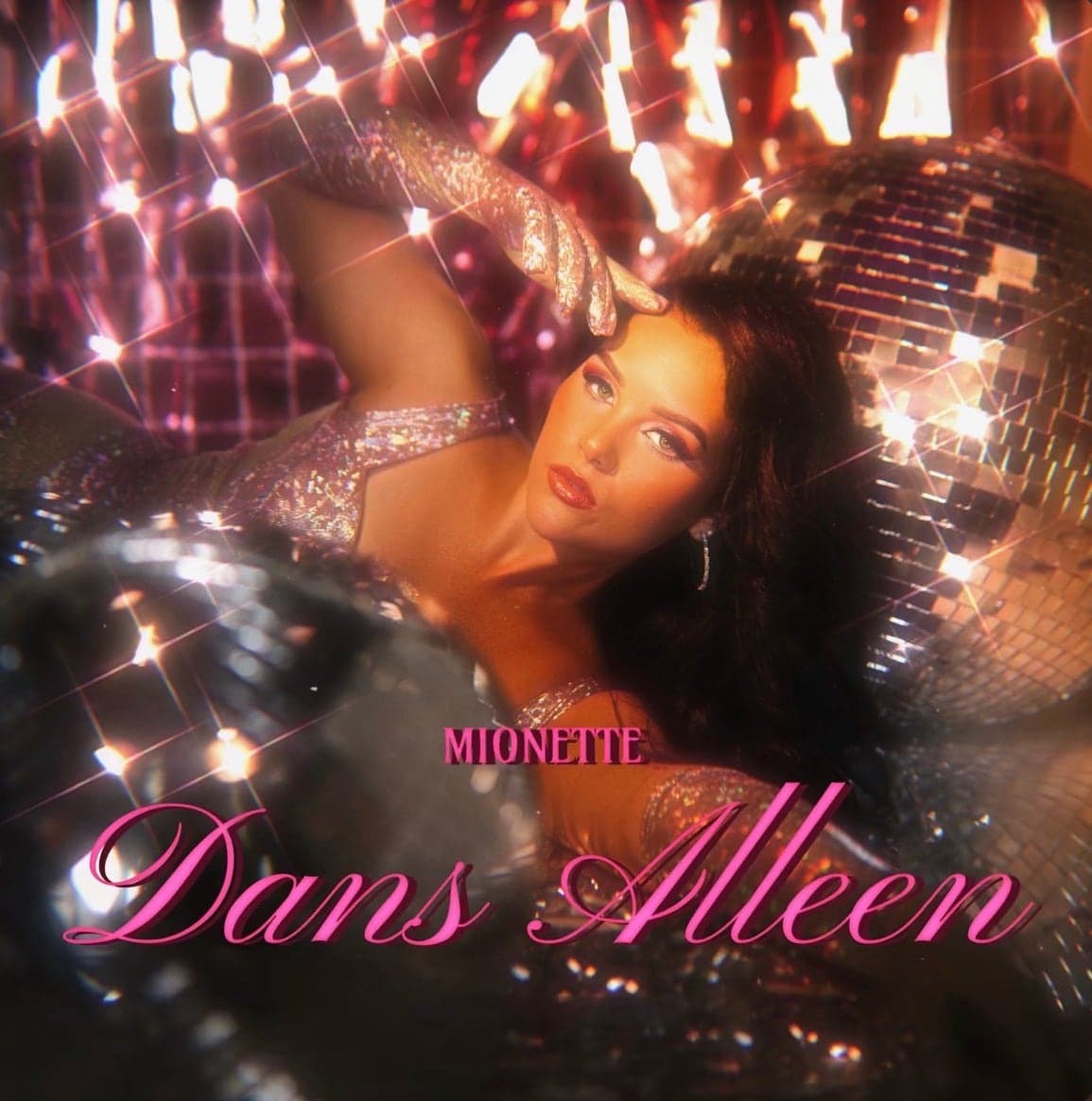 Dans Alleen, Mionette, single cover